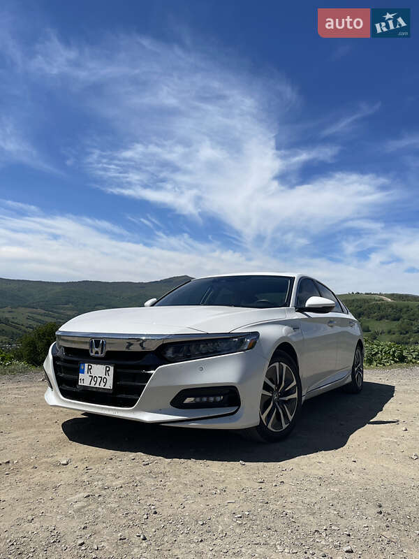Седан Honda Accord 2019 в 
