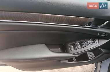 Седан Honda Accord 2021 в 