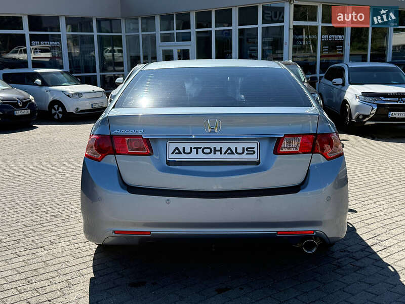 Седан Honda Accord 2011 в Житомирі