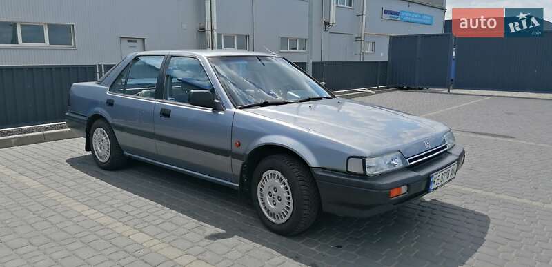 Седан Honda Accord 1989 в Кривому Розі