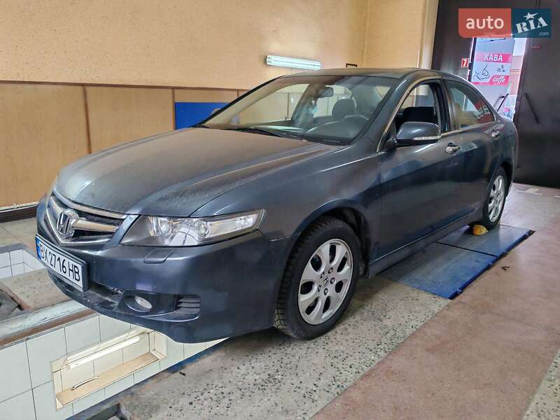 Седан Honda Accord 2007 в Гайсине