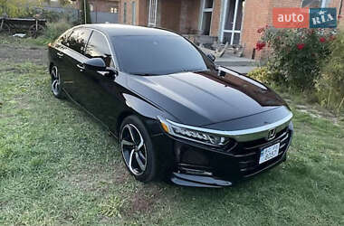 Седан Honda Accord 2018 в Львове