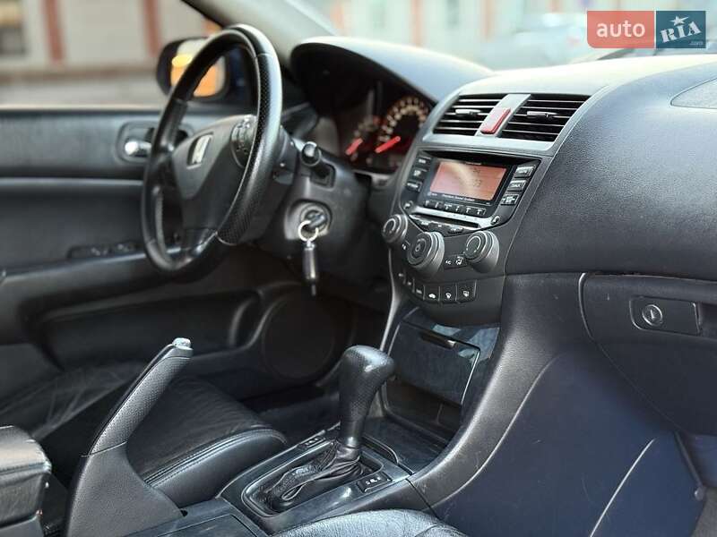 Седан Honda Accord 2003 в Кременчуге