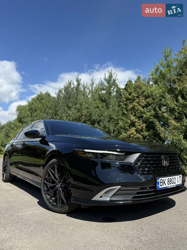 Седан Honda Accord 2024 в Ровно