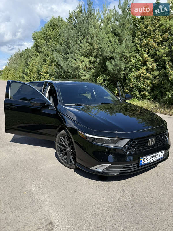 Седан Honda Accord 2024 в Ровно