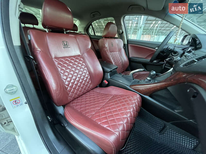 Седан Honda Accord 2008 в Львове