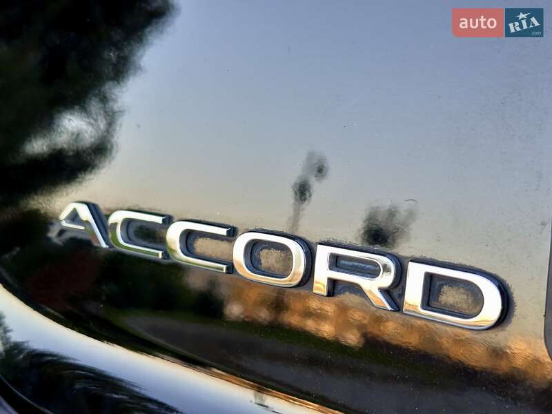 Седан Honda Accord 2023 в Киеве