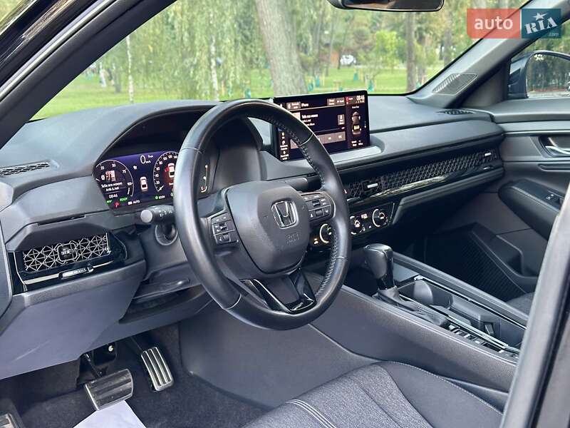 Седан Honda Accord 2023 в Киеве