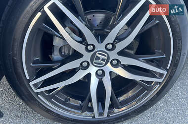 Седан Honda Accord 2013 в 