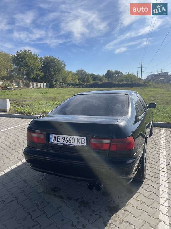 Седан Honda Accord 1994 в Виннице