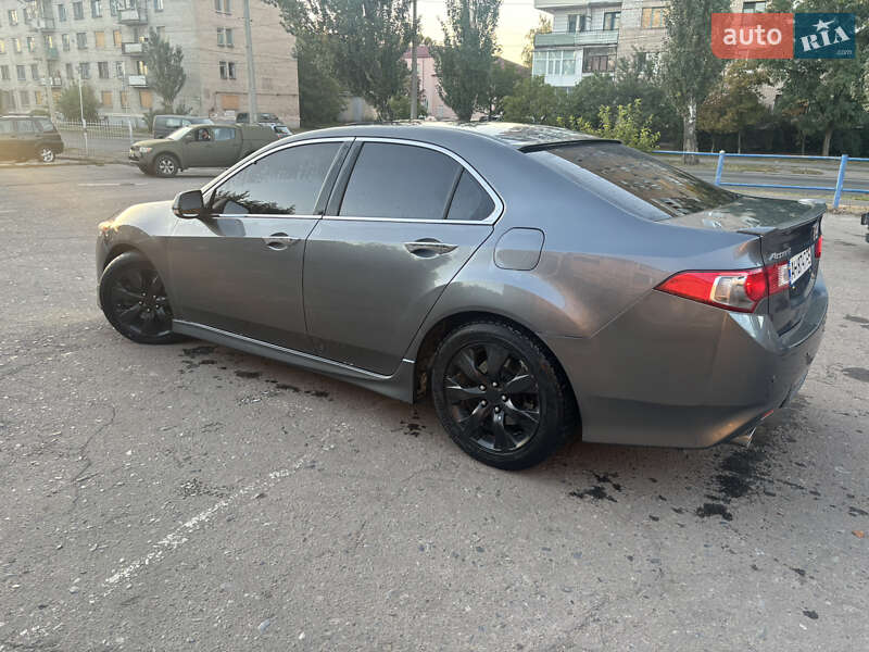 Седан Honda Accord 2008 в Славянске