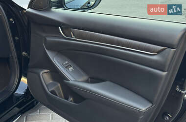 Седан Honda Accord 2020 в 