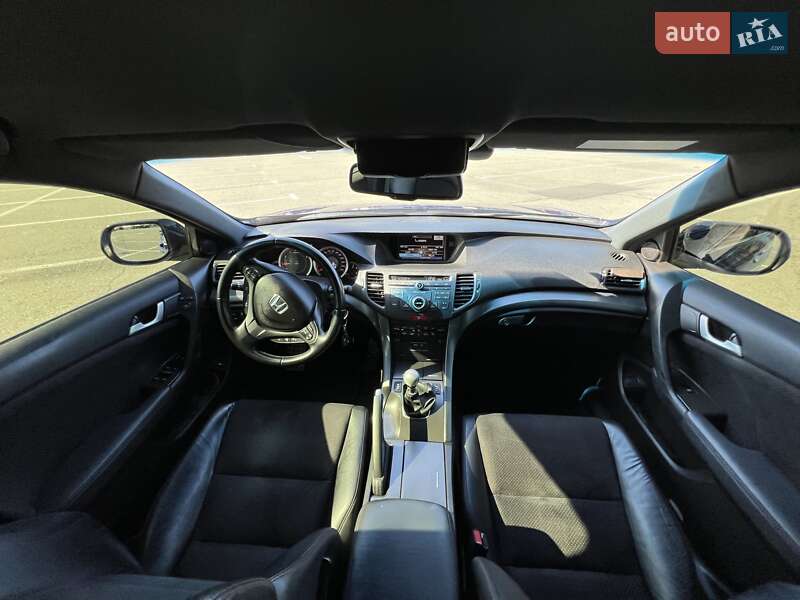 Седан Honda Accord 2012 в Києві