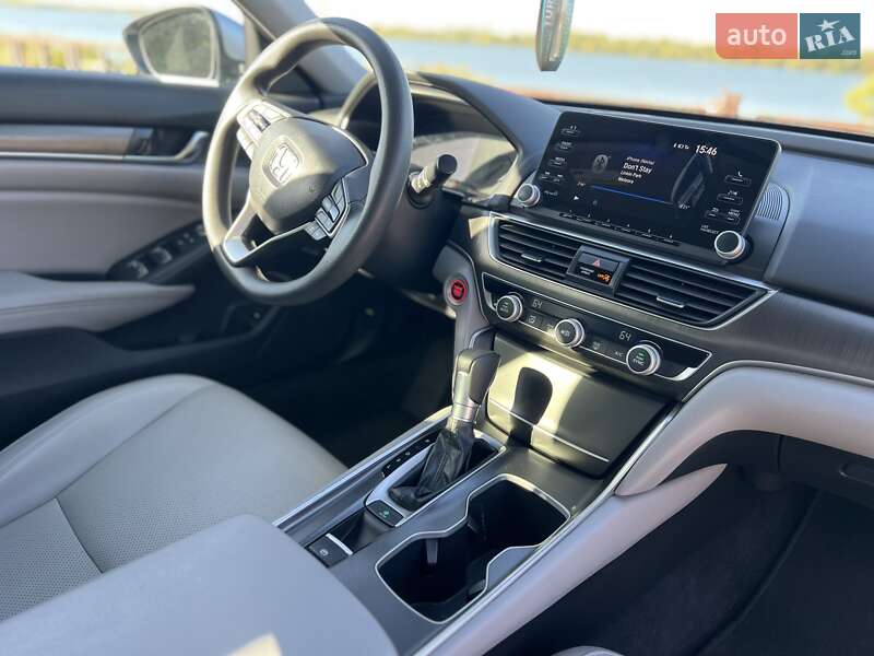 Седан Honda Accord 2019 в Дніпрі