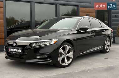Седан Honda Accord 2018 в 