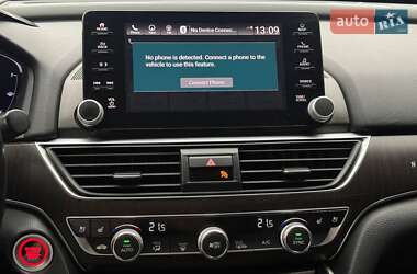 Седан Honda Accord 2018 в 