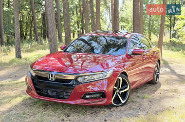 Седан Honda Accord 2018 в Чернигове