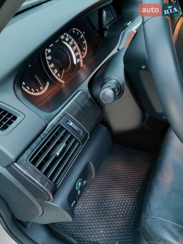 Седан Honda Accord 2013 в Сребном