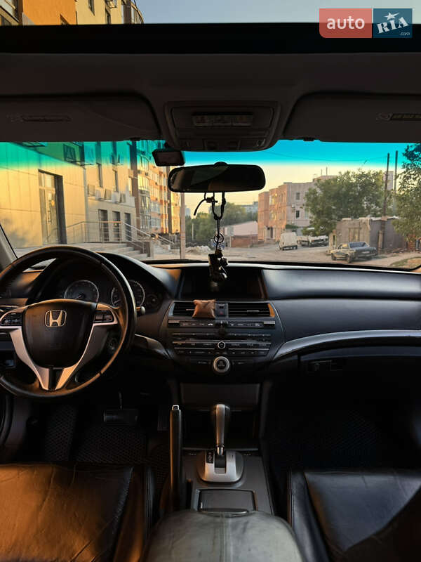 Купе Honda Accord 2008 в Запорожье