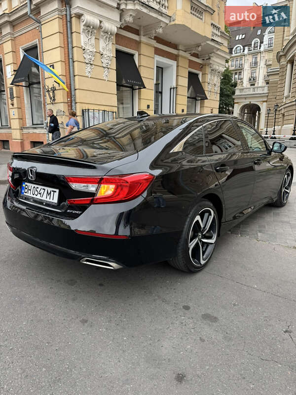 Седан Honda Accord 2018 в Одессе