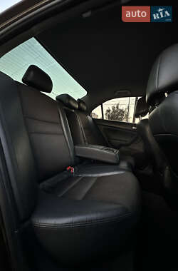Седан Honda Accord 2006 в 