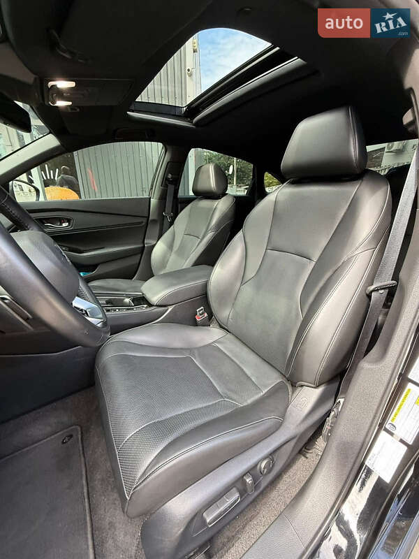 Седан Honda Accord 2023 в Днепре