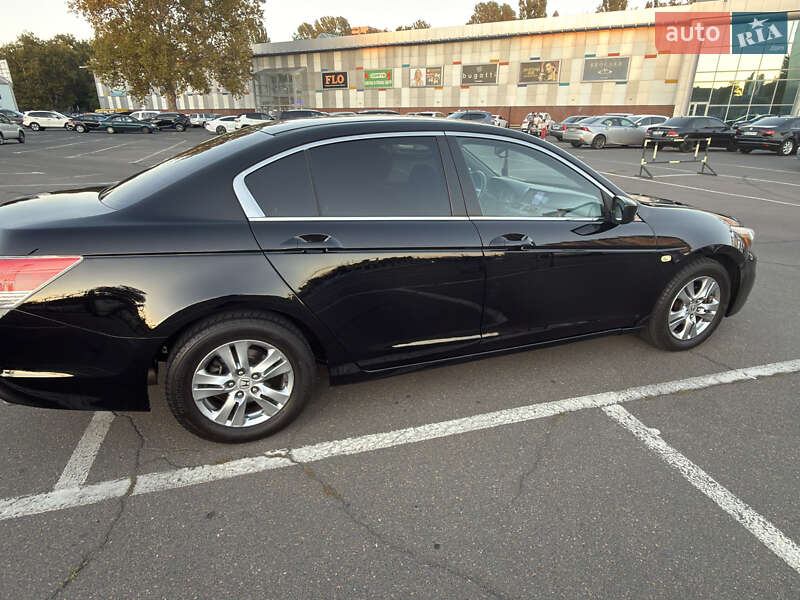 Седан Honda Accord 2012 в Одессе