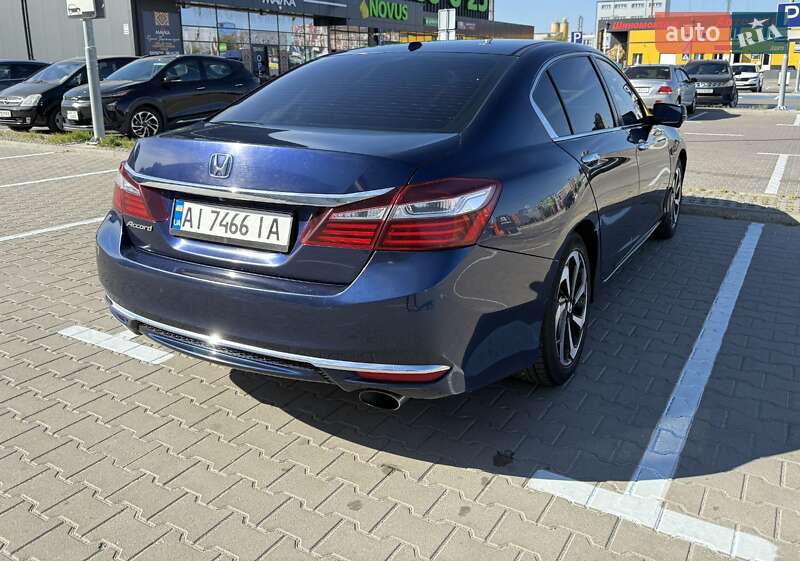 Седан Honda Accord 2015 в Києві