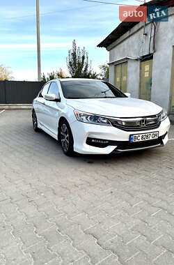 Седан Honda Accord 2017 в Самборі