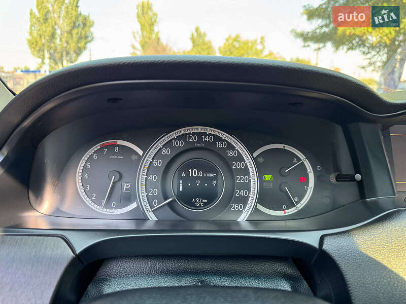 Седан Honda Accord 2013 в Запоріжжі