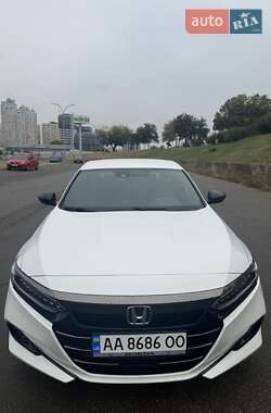 Седан Honda Accord 2022 в 
