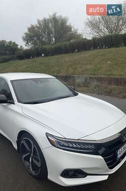 Седан Honda Accord 2022 в 