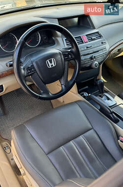 Седан Honda Accord 2008 в Килии