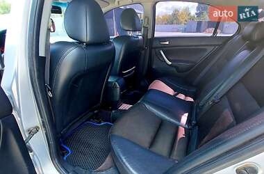 Седан Honda Accord 2004 в 