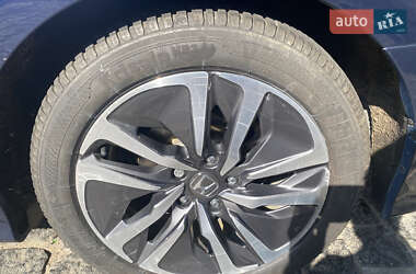 Седан Honda Accord 2019 в 