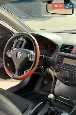 Универсал Honda Accord 2006 в 