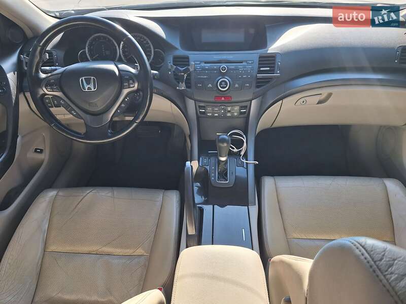 Седан Honda Accord 2011 в Києві фото 12 Седан Honda Accord 2011 в Києві