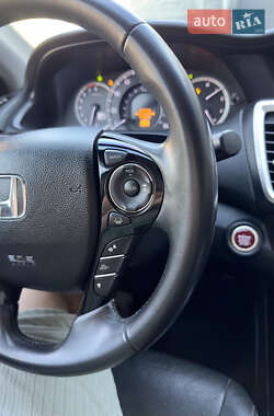 Седан Honda Accord 2016 в 