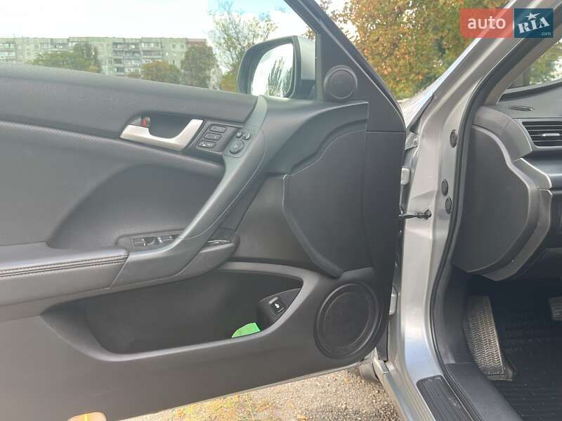 Седан Honda Accord 2011 в Запоріжжі