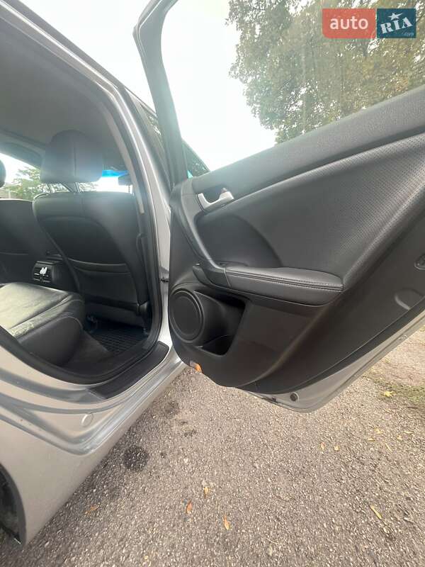 Седан Honda Accord 2011 в Запоріжжі