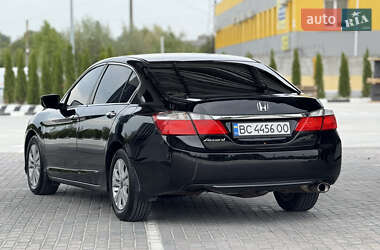 Седан Honda Accord 2014 в 
