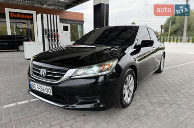 Седан Honda Accord 2014 в 