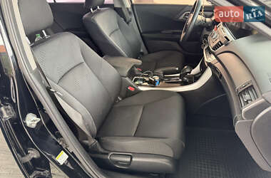 Седан Honda Accord 2014 в 