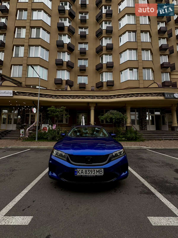 Купе Honda Accord 2013 в Києві