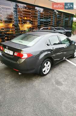 Седан Honda Accord 2008 в Києві