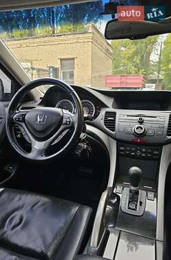 Седан Honda Accord 2010 в 
