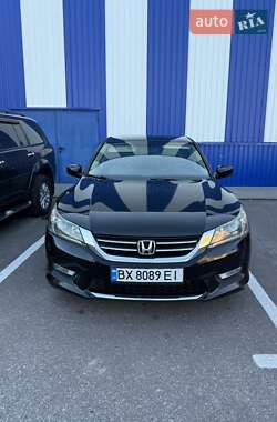 Седан Honda Accord 2014 в Хмельницком