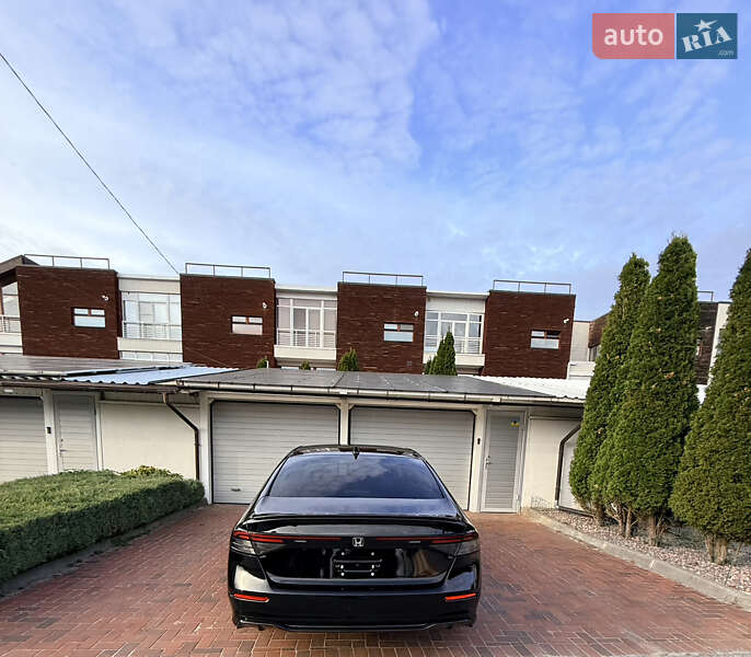 Седан Honda Accord 2024 в Харкові