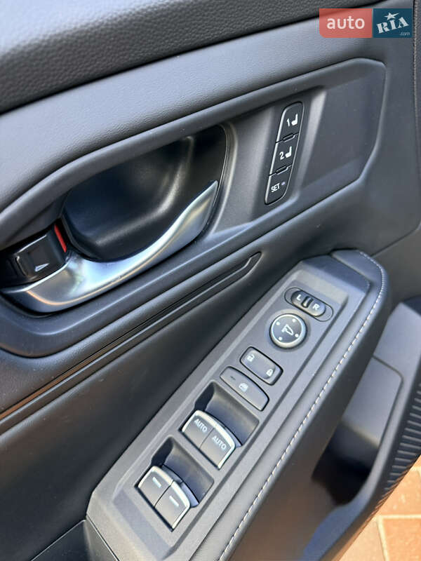 Седан Honda Accord 2024 в Харкові