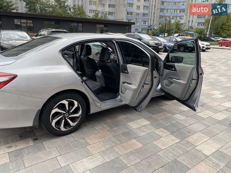Седан Honda Accord 2017 в Києві